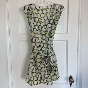 Diane Von Furstenberg Green and White Geometric Linen Dress